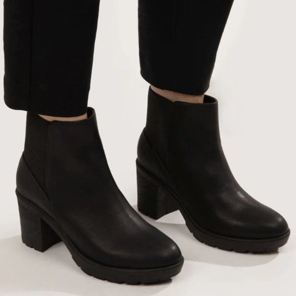 Matt & Nat Montroyal Heeled Boots - Picture 3 of 8